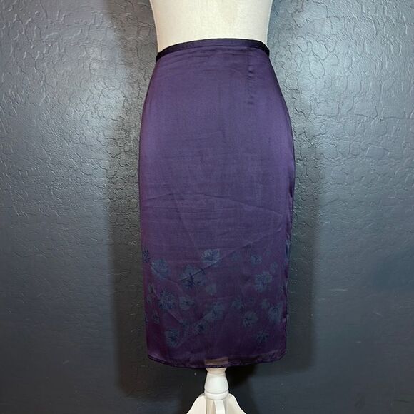 Express Purple Midi Pencil Skirt for Cocktail Events - Picture 1 of 4
